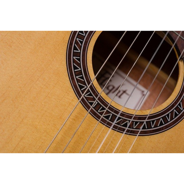 Классическая гитара FLIGHT C-120 NA 4/4 купить в интернет магазине